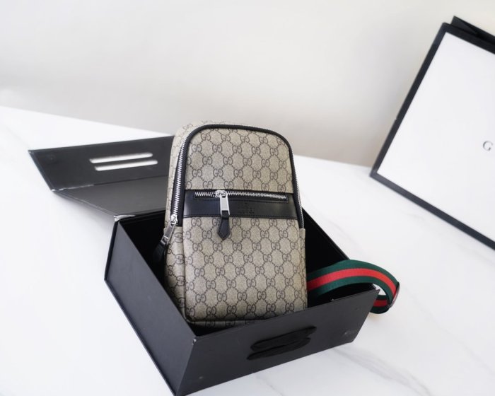 202111SS新作Gucci グッチ メンズ ショルダーバックスーパーコピー
