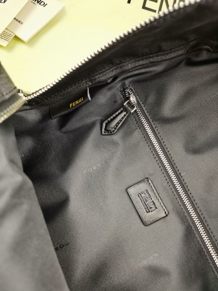 202111SS新作 FENDI フェンディ メンズ リュックバックスーパーコピー