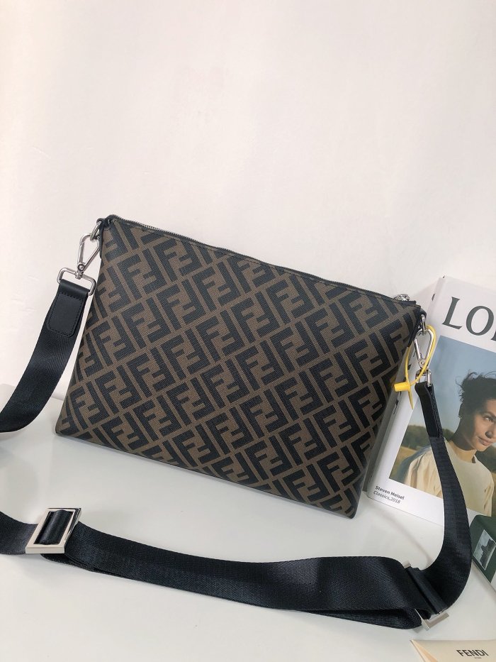 202111SS新作 FENDI フェンディ メンズ ショルダーバックスーパーコピー