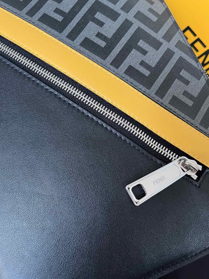 202111SS新作 FENDI フェンディ メンズ ハンドバックスーパーコピー