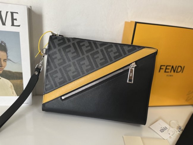 202111SS新作 FENDI フェンディ メンズ ハンドバックスーパーコピー