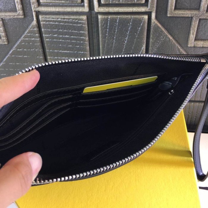 202111SS新作 FENDI フェンディ メンズ リュックバックスーパーコピー