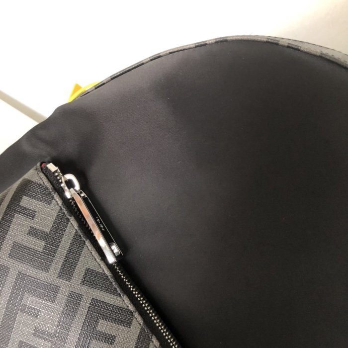 202111SS新作 FENDI フェンディ メンズ リュックバックスーパーコピー