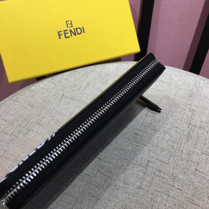 202111SS フェンディ FENDI 新作通販 長財布 スーパーコピー