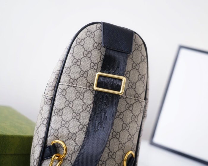 202111SS新作Gucci グッチ メンズ ショルダーバックスーパーコピー