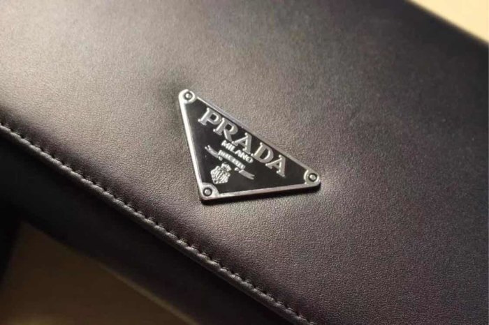 202111SSプラダ PRADA新作通販 長財布スーパーコピー