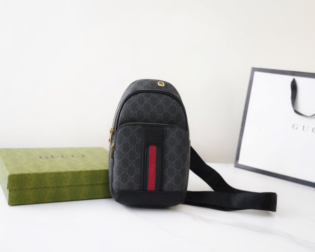 202111SS新作Gucci グッチ メンズ ショルダーバックスーパーコピー