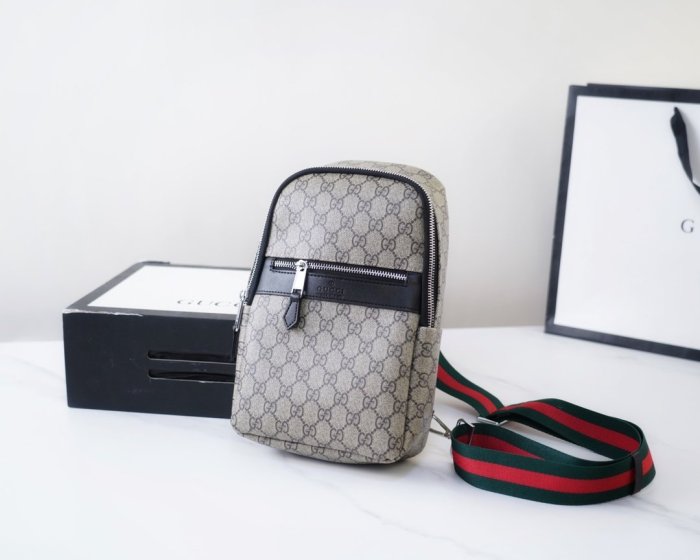 202111SS新作Gucci グッチ メンズ ショルダーバックスーパーコピー