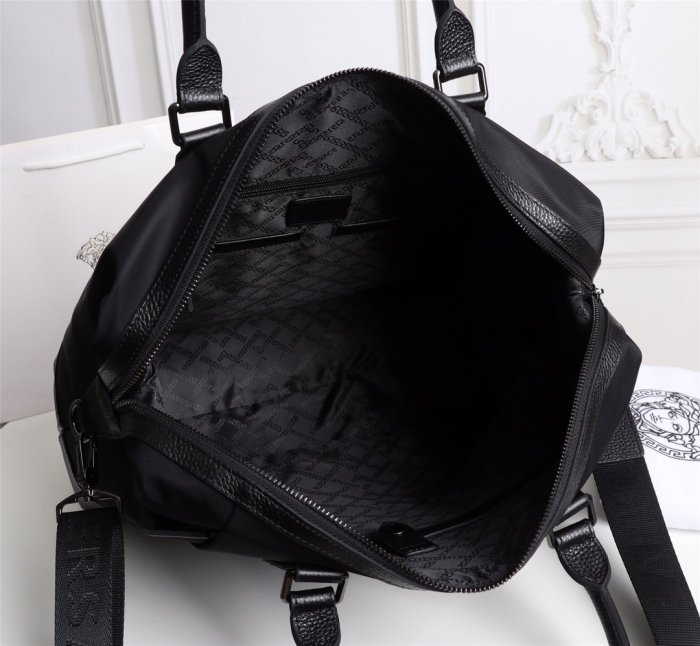202111SS新作 Versace ヴェルサーチェ メンズ ハンドバックスーパーコピー