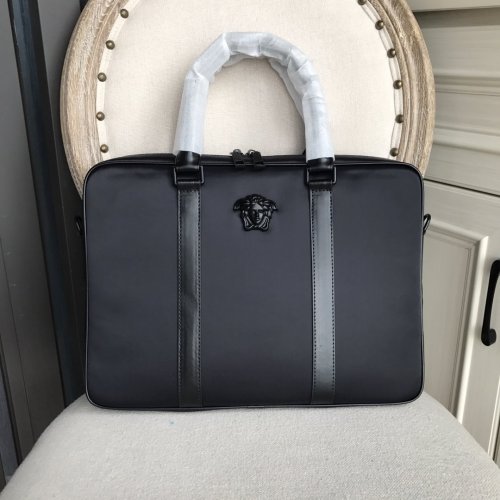 202111SS新作 Versace ヴェルサーチェ メンズ ハンドバックスーパーコピー