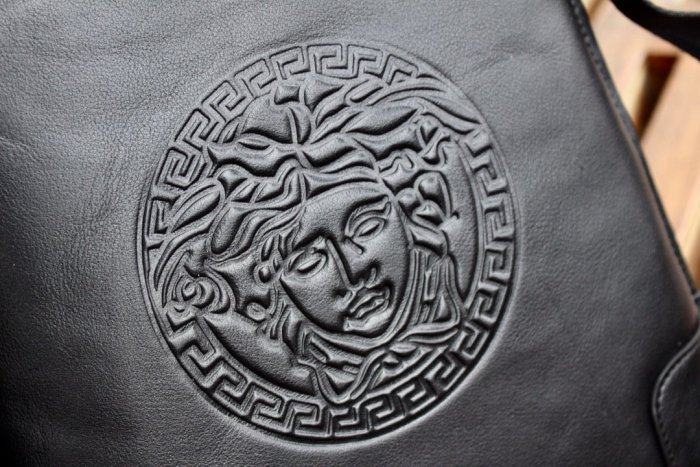 202111SS新作 Versace ヴェルサーチェ メンズ ショルダーバッグ スーパーコピー