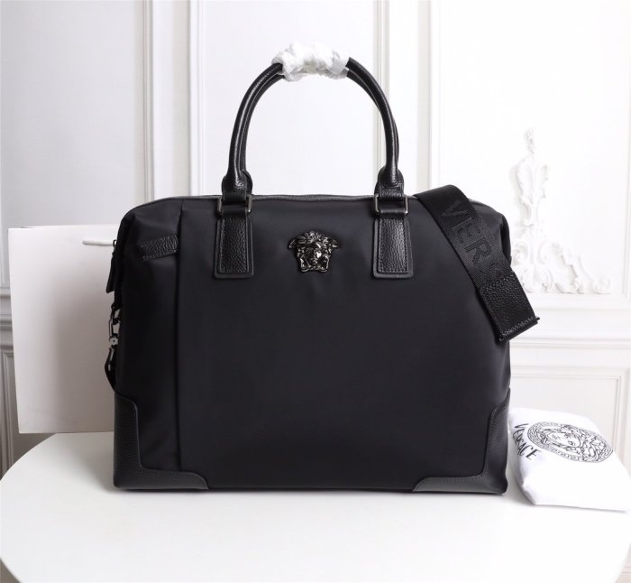 202111SS新作 Versace ヴェルサーチェ メンズ ハンドバックスーパーコピー