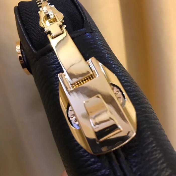 202111SS新作 Versace ヴェルサーチェ メンズ ハンドバックスーパーコピー