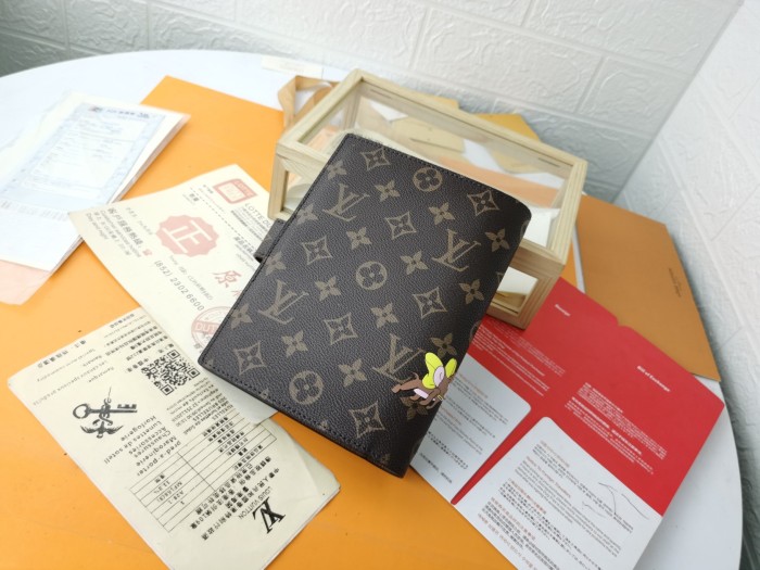 202112SSルイヴィトン LOUIS VUITTON 新作通販 短財布スーパーコピー