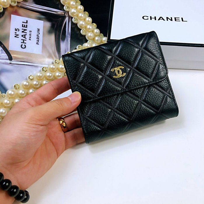 202112SSシャネルChanel 新作通販 短財布スーパーコピー
