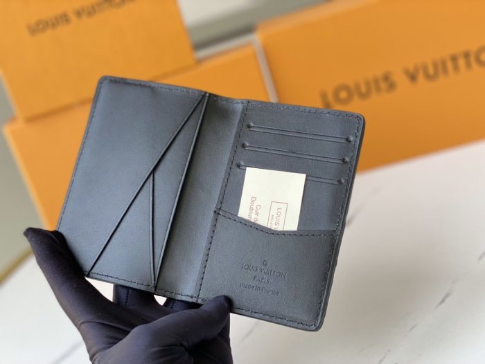 202112SSルイヴィトン LOUIS VUITTON 新作通販 短財布スーパーコピー