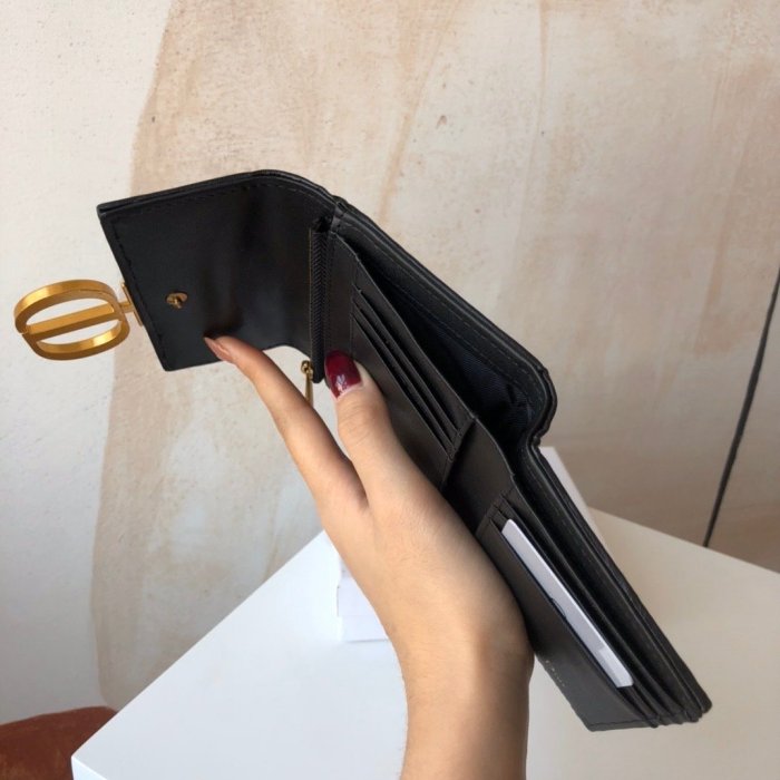 202112SSディオールDIOR新作通販 短財布 スーパーコピー