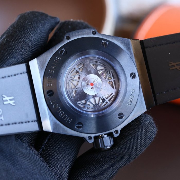 202112SS新作HUBLOT ウブロメンズ時計 スーパーコピー3色