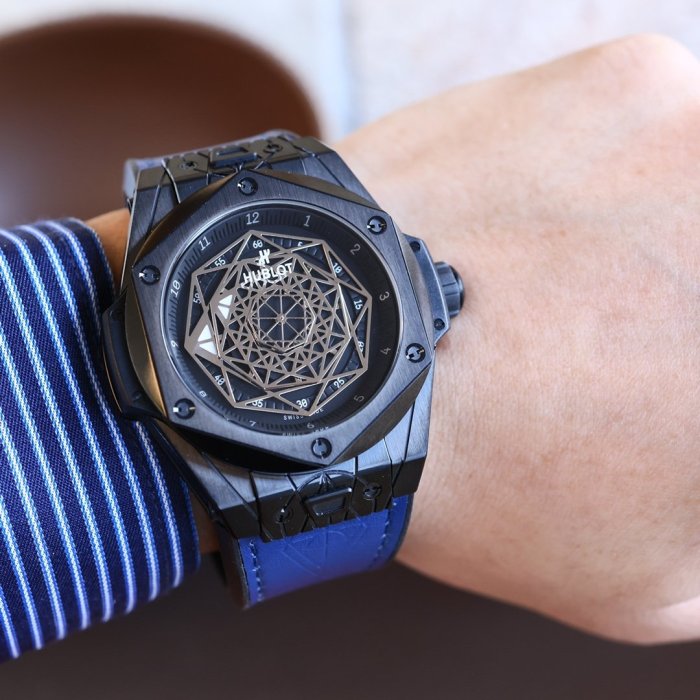202112SS新作HUBLOT ウブロメンズ時計 スーパーコピー3色