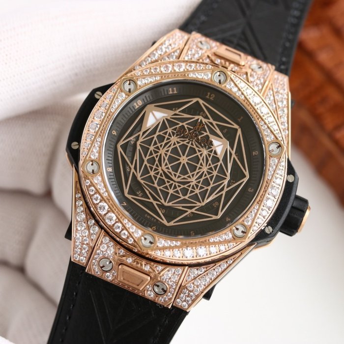 202112SS新作HUBLOT ウブロメンズ時計 スーパーコピー2色