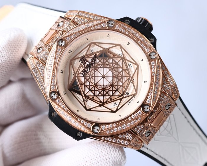 202112SS新作HUBLOT ウブロメンズ時計 スーパーコピー3色