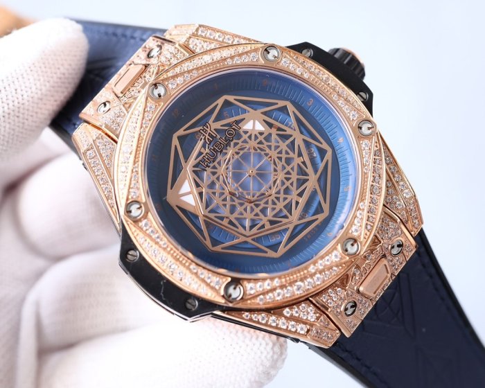 202112SS新作HUBLOT ウブロメンズ時計 スーパーコピー3色