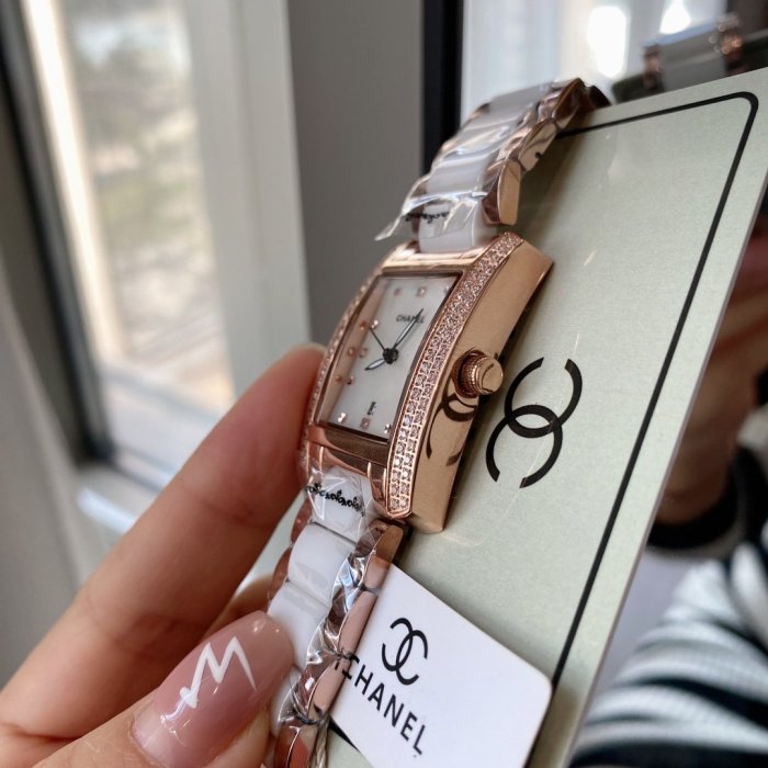 202112SS新作Chanel シャネルレディース時計 スーパーコピー