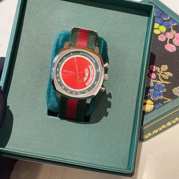 202112SS新作Gucciグッチ レディース時計 スーパーコピー