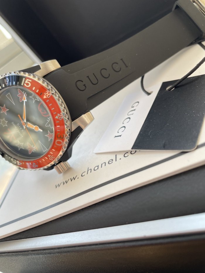 202112SS新作Gucciグッチ メンズ時計 スーパーコピー