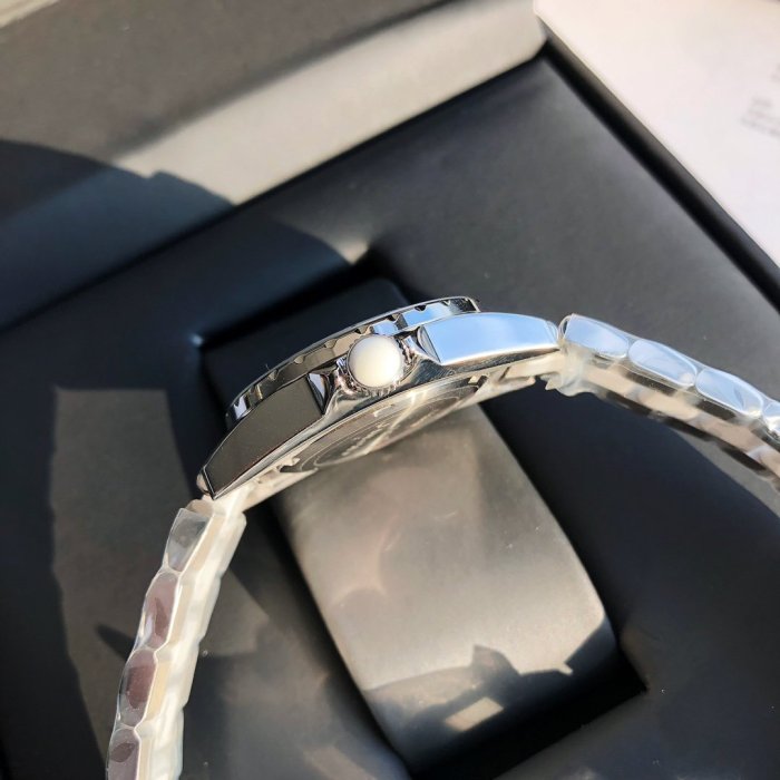202112SS新作Chanel シャネルレディース時計 スーパーコピー