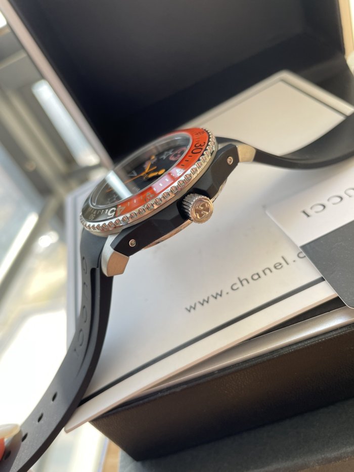 202112SS新作Gucciグッチ メンズ時計 スーパーコピー