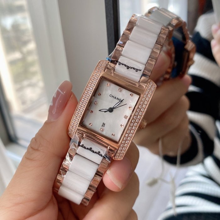 202112SS新作Chanel シャネルレディース時計 スーパーコピー