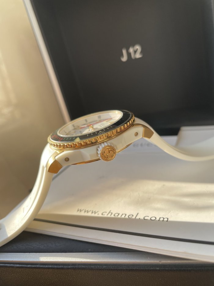 202112SS新作Gucciグッチ メンズ時計 スーパーコピー