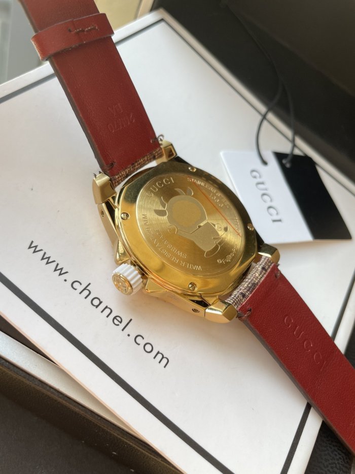 202112SS新作Gucciグッチ メンズ時計 スーパーコピー2色