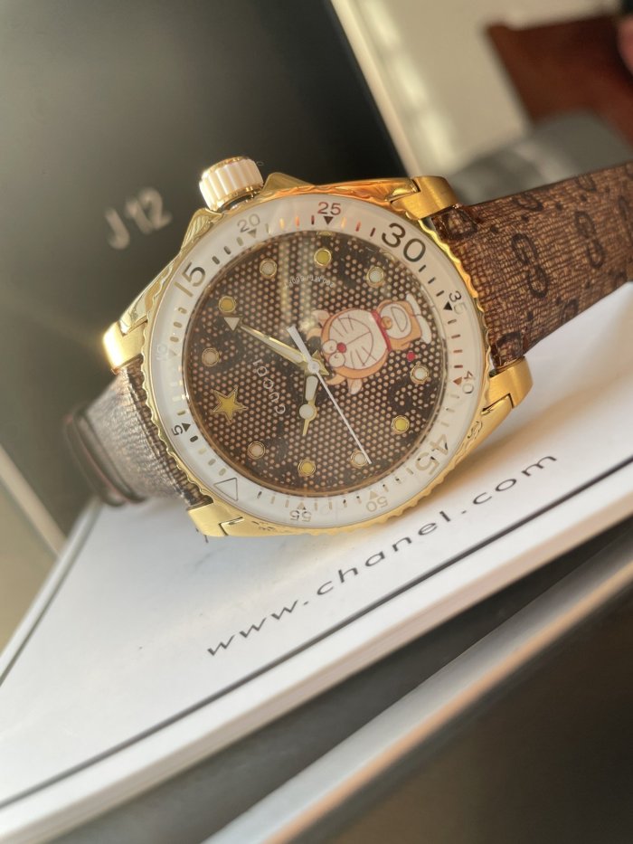 202112SS新作Gucciグッチ メンズ時計 スーパーコピー2色