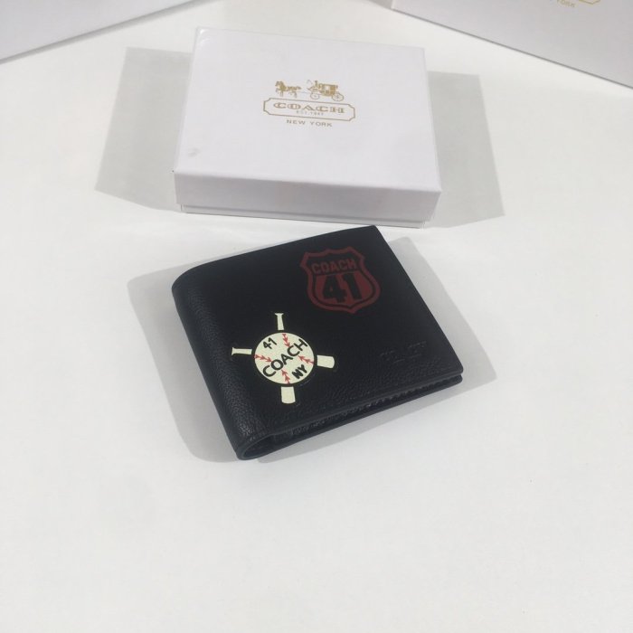 202112SS コーチCOACH 新作通販 短財布スーパーコピー