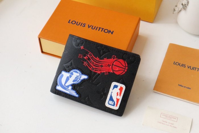 202112SSルイヴィトン LOUIS VUITTON 新作通販 短財布スーパーコピー