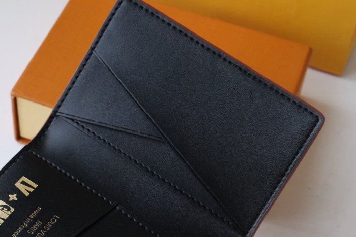 202112SSルイヴィトン LOUIS VUITTON 新作通販 短財布スーパーコピー