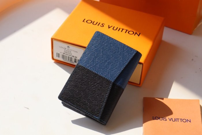 202112SSルイヴィトン LOUIS VUITTON 新作通販 短財布スーパーコピー