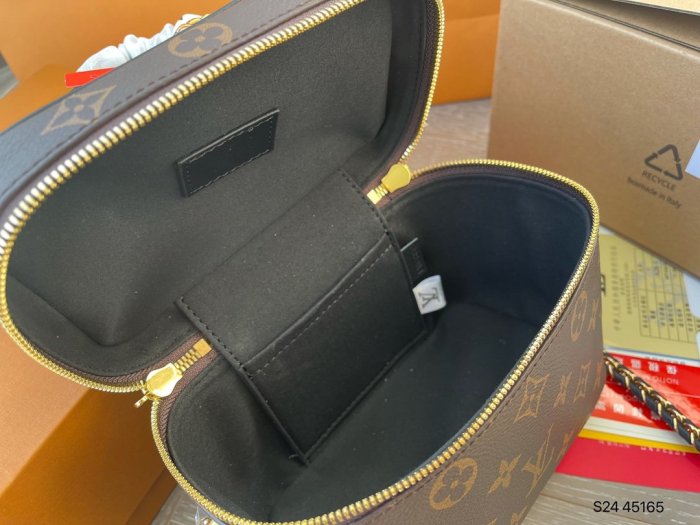 2022SS新作 Louis Vuitton ルイヴィトン レディース ショルダーバックスーパーコピー