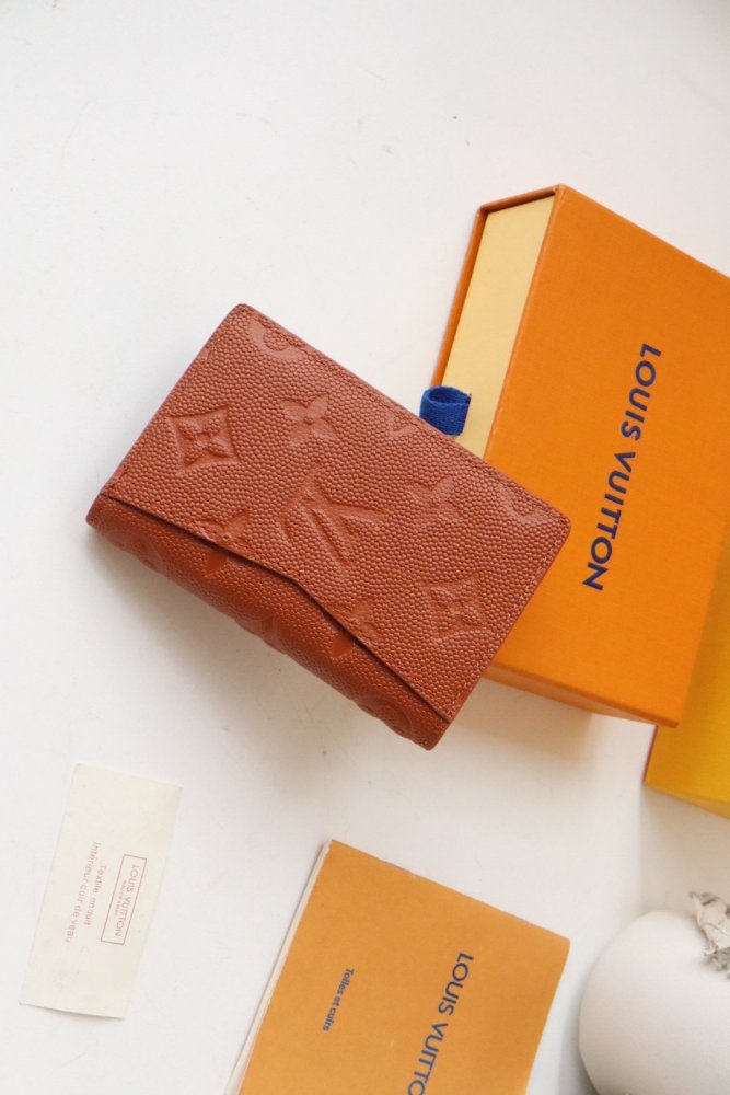 202112SSルイヴィトン LOUIS VUITTON 新作通販 短財布スーパーコピー