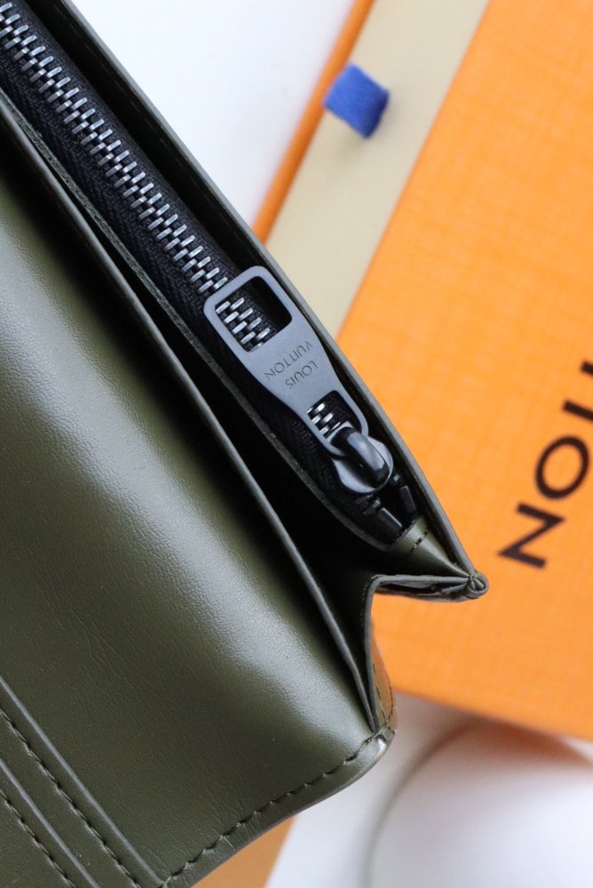 202112SSルイヴィトン LOUIS VUITTON 新作通販 長財布スーパーコピー
