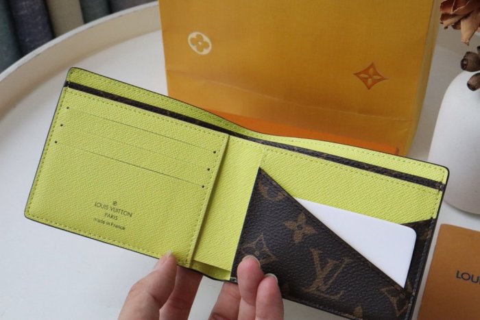 202112SSルイヴィトン LOUIS VUITTON 新作通販 短財布スーパーコピー