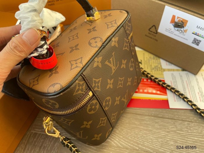2022SS新作 Louis Vuitton ルイヴィトン レディース ショルダーバックスーパーコピー