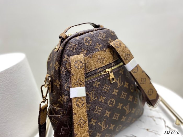 2022SS新作 Louis Vuitton ルイヴィトン レディース リュックバックスーパーコピー