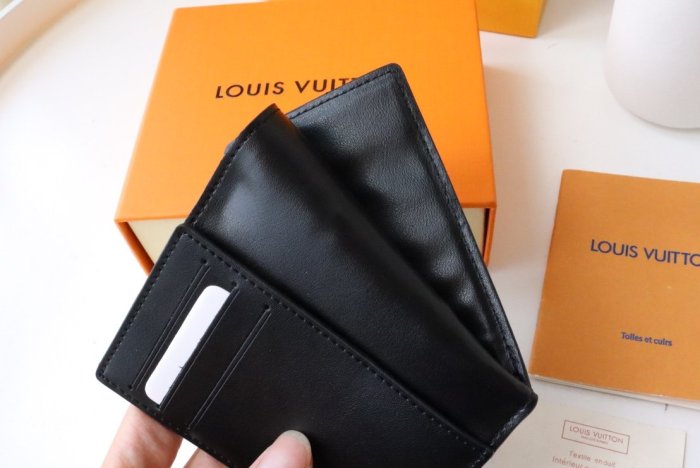 202112SSルイヴィトン LOUIS VUITTON 新作通販 短財布スーパーコピー