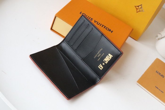 202112SSルイヴィトン LOUIS VUITTON 新作通販 短財布スーパーコピー