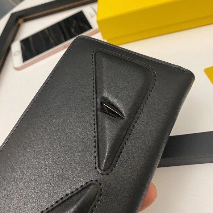 202112SS フェンディ FENDI 新作通販 長財布 スーパーコピー