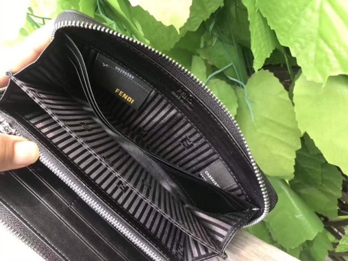 202112SS フェンディ FENDI 新作通販 長財布 スーパーコピー