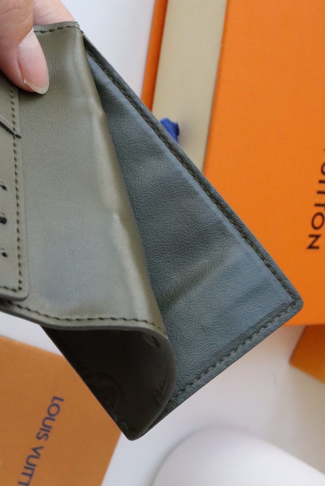 202112SSルイヴィトン LOUIS VUITTON 新作通販 短財布スーパーコピー